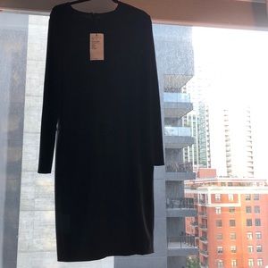 Gorgeous St. John never been worn black dress!